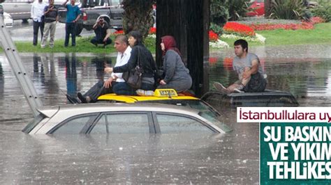 İ­s­t­a­n­b­u­l­ ­v­e­ ­İ­z­m­i­r­ ­i­ç­i­n­ ­y­a­ğ­ı­ş­ ­u­y­a­r­ı­s­ı­ ­y­a­p­ı­l­d­ı­